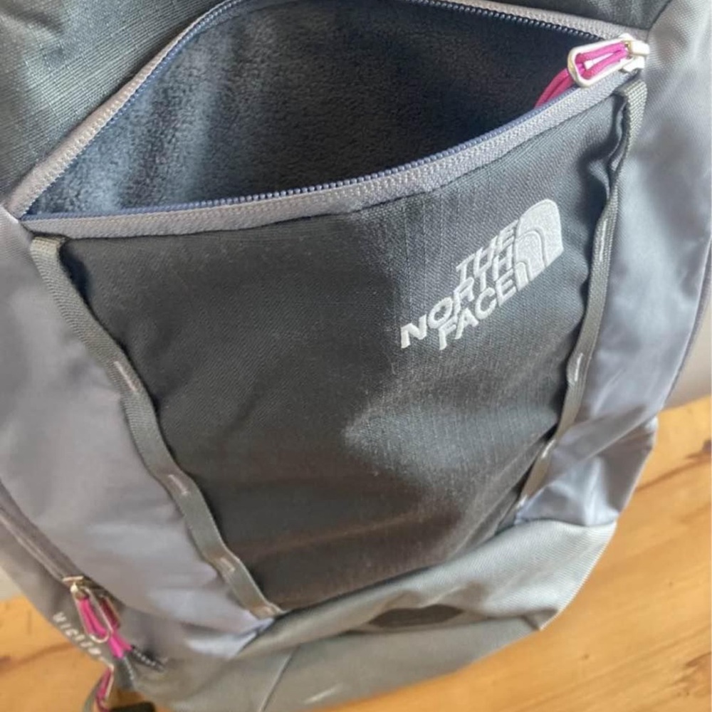 The North Face Microbyte Flexvent Backpack Grey W… - image 7